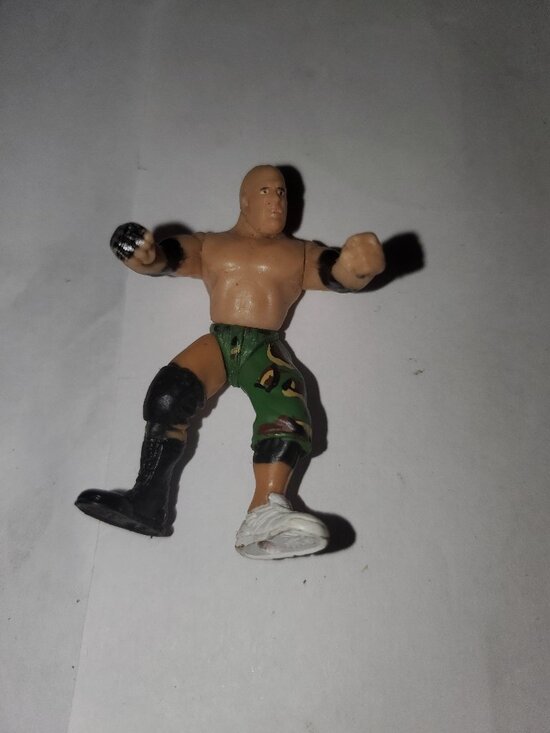WWE WWF MINI VINTAGE 2003 Other - USED WWE WWF MINI VINTAGE 2003 JOHN CENA JAKKS PACIFIC ACTION FIGURE WRESTLER